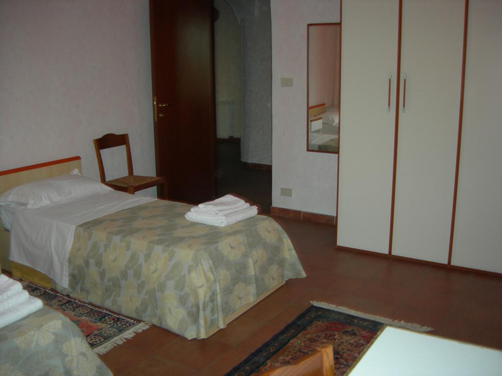 Vacanze Deaf Rom Zimmer foto